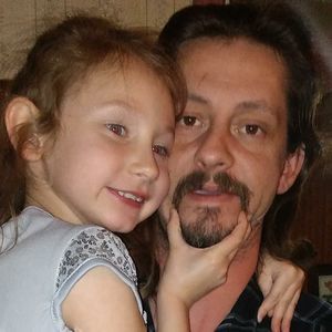 Meet your Posher, Lewis